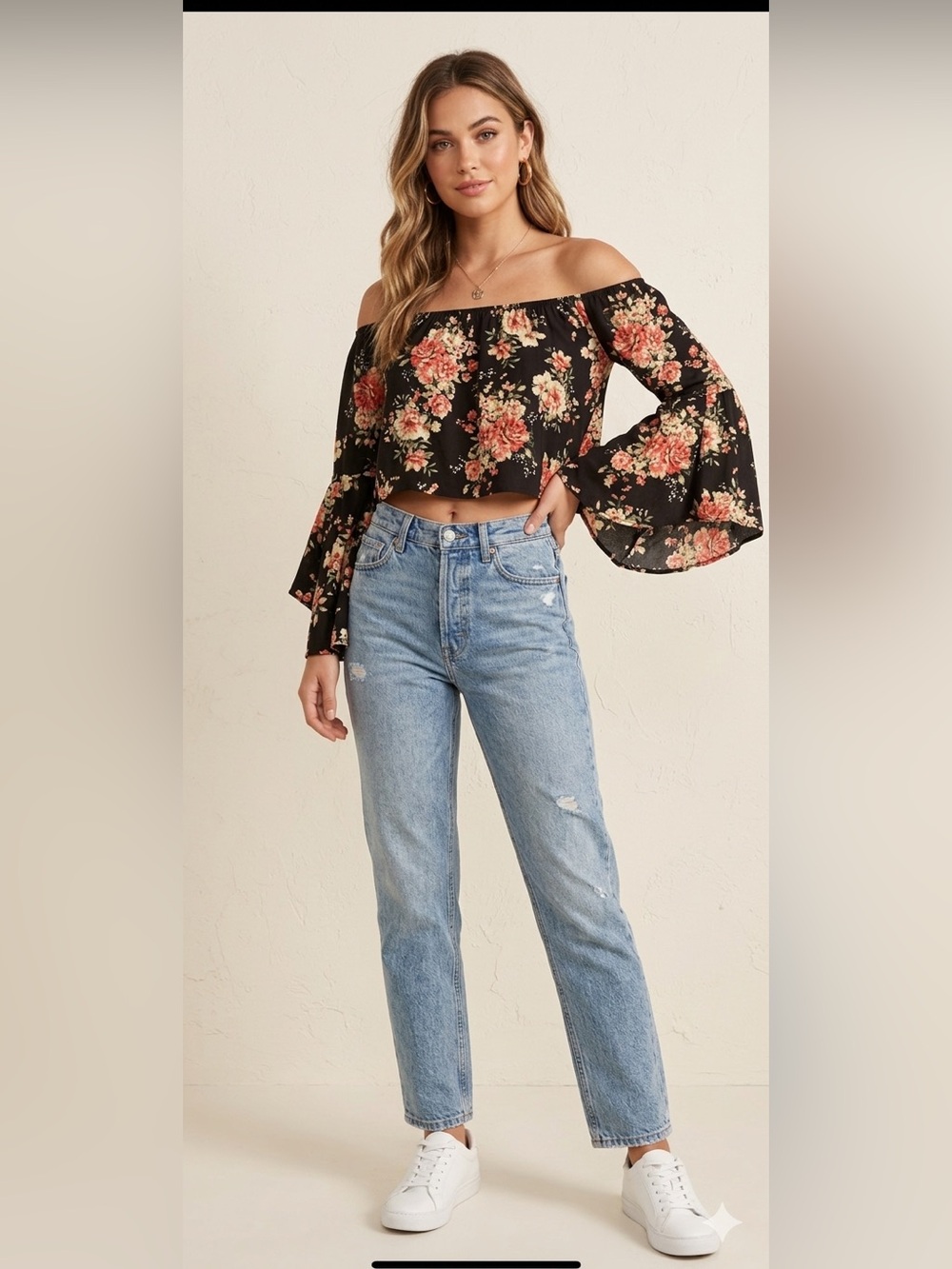 Mikey & Joey Womens Medium Floral Off The Shoulder Bell Sleeve Crop Top‎ Black